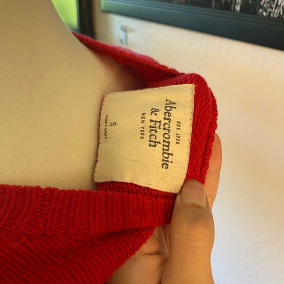 Knitted Sweater - Picture 4 of 4